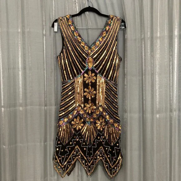flapper like gold and black  sequins dress - Picture 6 of 8